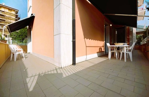 Arenzano Apartment | Casa Ester - Two Bedroom Apartment, Sleeps 4
