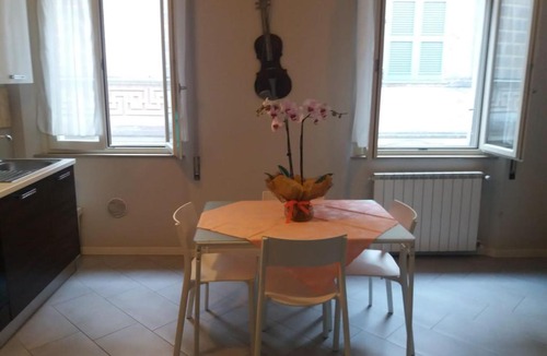 Cremona Apartment | Casa Eva 2010
