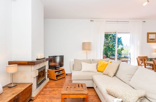 Olivella House | Casa Familia is a beautiful family holiday home with large private swimming pool