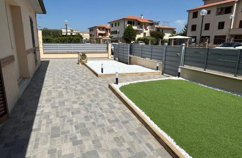 Venturina House | Casa Fellini - Giardino e parcheggio gratuito