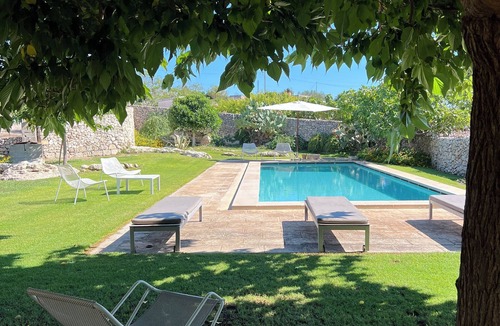 Marittima House | Casa Fico, surrounded by greenery a few kilometers from the sea and with a dream pool!