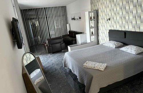 Eselnita Apartment | Casa Florida