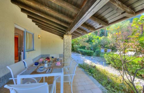 Castello Villa | Casa Francesca Garden And View - Happy Rentals
