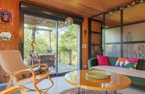 Salavas House | Casa Frida