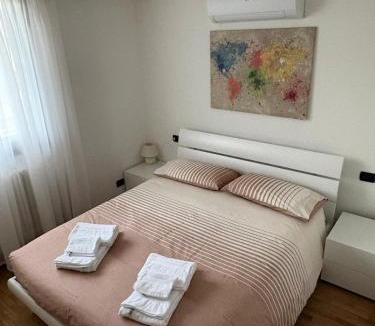 Cantu Apartment | Casa Friz - between Como and Milan, with AC and parking