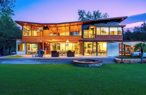 Geyserville House | Casa Gaga, Premier Estate- Pool & Hot tub, Pickle & Bocce Ball, Basketball court