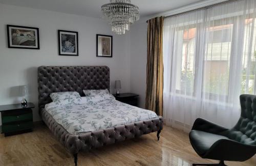 Simeria House | Casa Garda