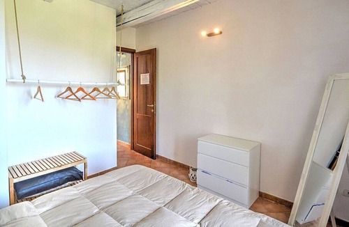 Spoleto House | Casa Geranio C: A modern and graceful apartment situated in a quiet location, a few minutes from the town center, with Free WI-FI.