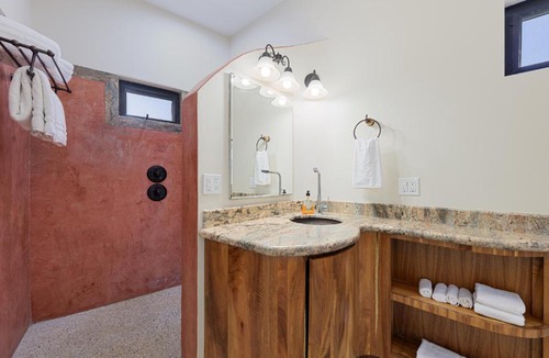 Buenavista Apartment | Casa Girasol Ocean Views Steps to Beach
