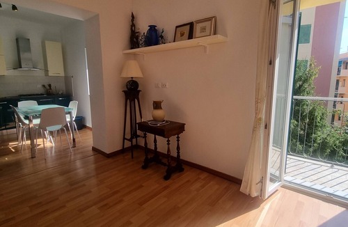 Quarto dei Mille Apartment | Casa Giulia "two steps from the sea "