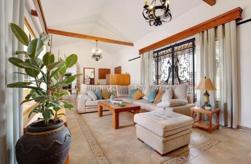 Triquivijate House | Casa Glory
