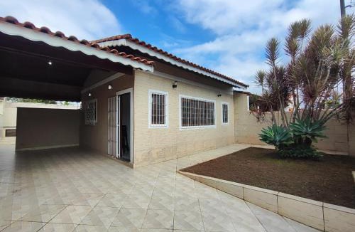 Balneario Tres Marias House | Casa Grande com piscina e churrasqueira a 400m da praia
