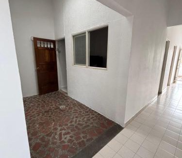 Roldanillo Apartment | Casa grande en el centro de Roldanillo
