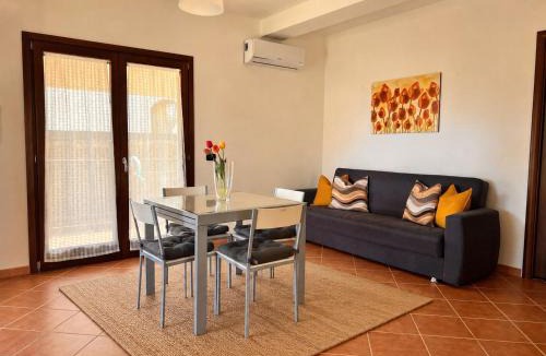 Girasole House | Casa Grecale