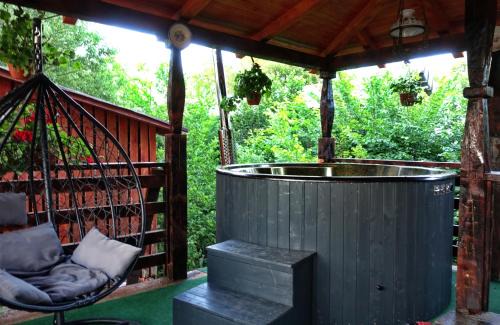 Calinesti House | Casa Grigor