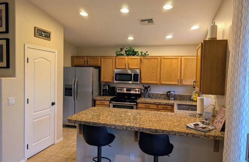 Monterra Knolls House | CASA GRIS-Heated spool-Bring your fur baby! Enjoy Naranja Park and bike trails.