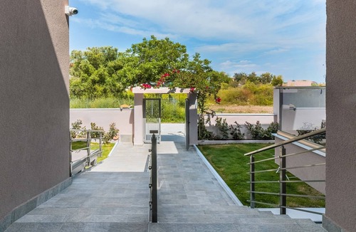 Polichrono Apartment | Casa Helone