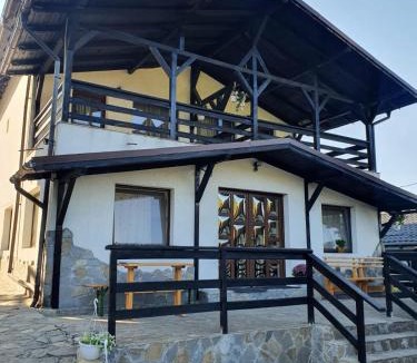 Bran Bed & Breakfast | Casa Hoinarilor