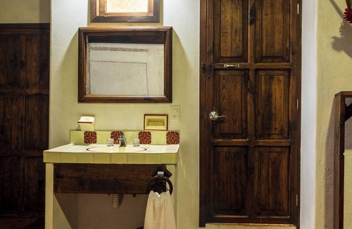 Cuetzalan del Progreso Hotel | Casa Huitsiki