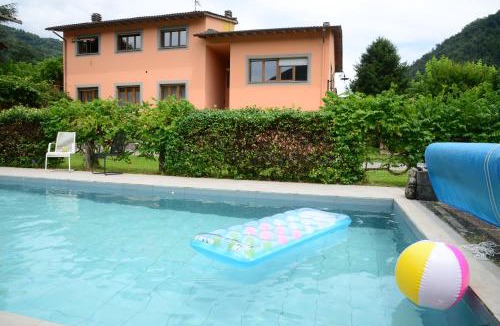 Bagni di Lucca House | Casa Hydrangea con piscina e giardino