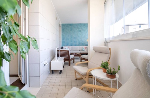 La Pietraia Apartment | Casa Ibiscus. Cozy apartment a few steps from the sea.