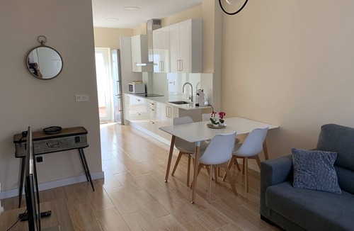 Genil House | Casa Independiente en Granada Capital