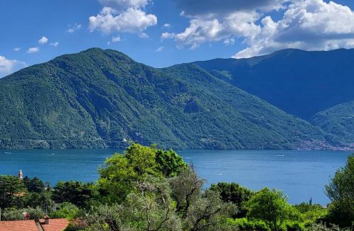 Tremezzo Apartment | Casa Intignano - appartamento con terrazzo vista lago