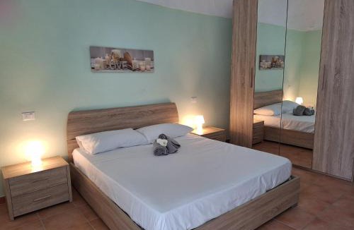 Cisano sul Neva Apartment | Casa Iris