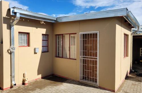 Windhoek Apartment | Casa Isabella