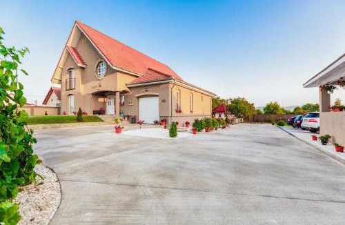 Hateg House | Casa Iulia
