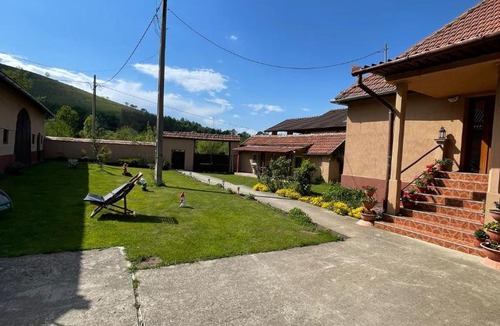 Pui House | Casa Izvorul Rece