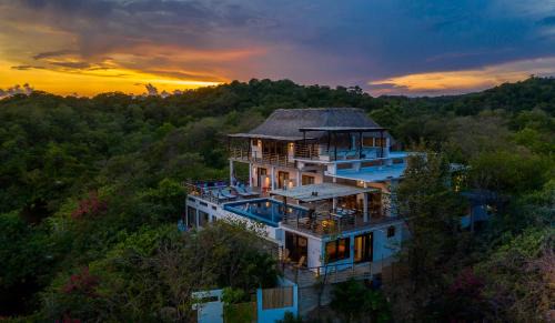 Santa Maria Tonameca Hotel | Casa Kalmar