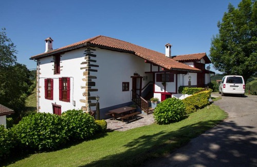 Etxalar House | Casa Katton