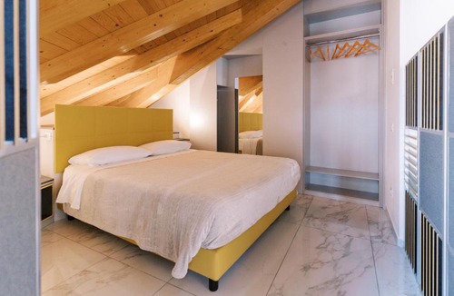 Como City Centre Apartment | CASA KING