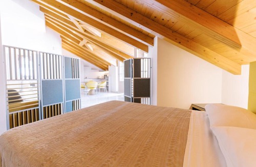 Como City Centre Apartment | CASA KING