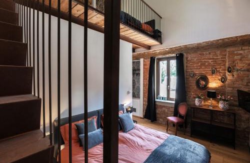 Asti Villa | Casa Klous