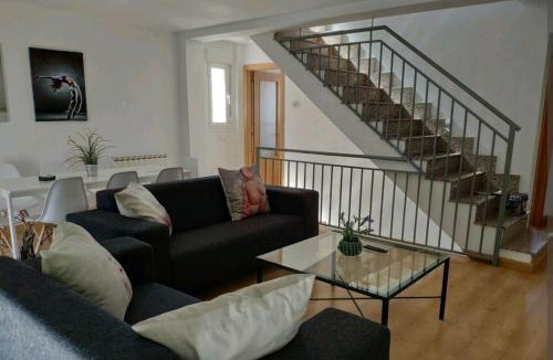 Lumpiaque House | Casa L'Ababol
