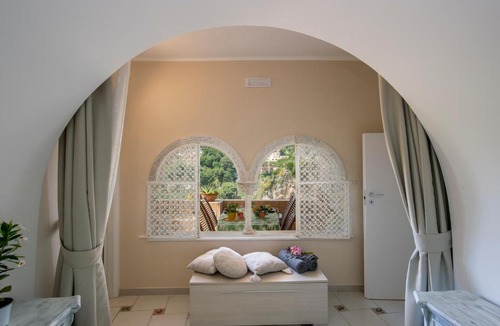 Liparlati House | Casa La Bifora Positano