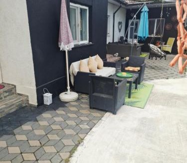 Techirghiol House | Casa La Bunicu - Curte privata & liniste
