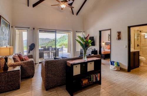 Cascada Azul House | Casa La Cascada