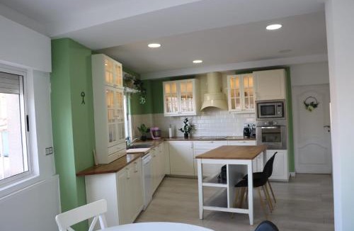 Aguilas Ski Chalet | Casa La Vuelta