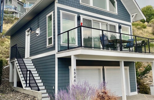Central Okanagan Cottage | Casa Lago – Lakeside Comfort with Resort-Style Fun