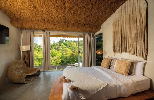 Valle Pura Vida Hotel | Casa Lamia