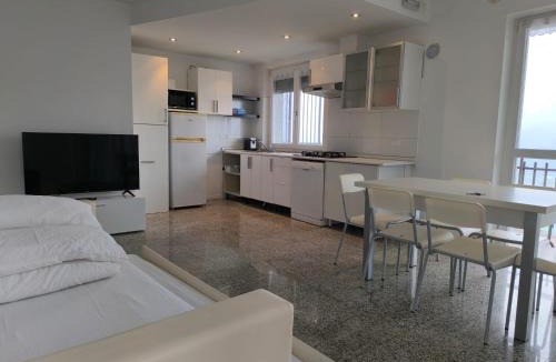 Martignano Apartment | Casa Lampone due