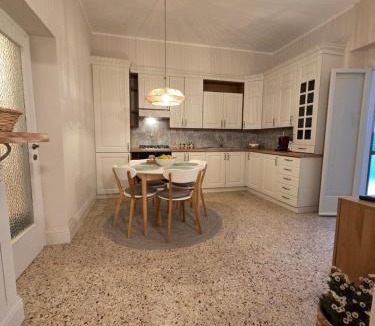 Rufina Apartment | Casa Larissa