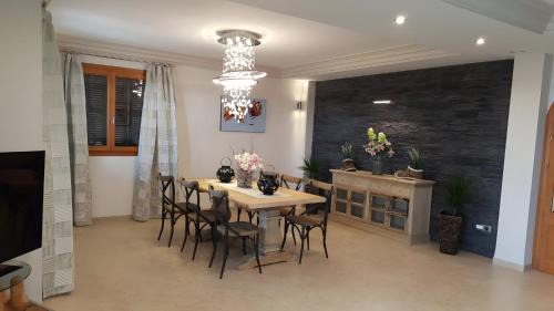 Son Moll House | Casa las Columnas