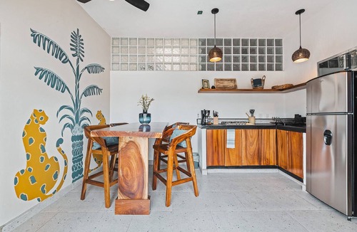 San Francisco House | Casa Latino