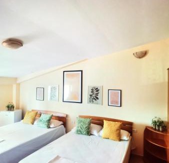 Doua Mai House | Casa Laura