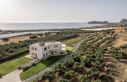 Falassarna Villa | Casa le Cicale the top villa in Falasarna,Basketbal,pool,BBQ