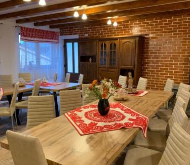 Sacele House | Casa Lenke